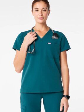 FIGS Catarina One-Pocket Scrub Top - Caribbean Blue | Size Medium | NWT